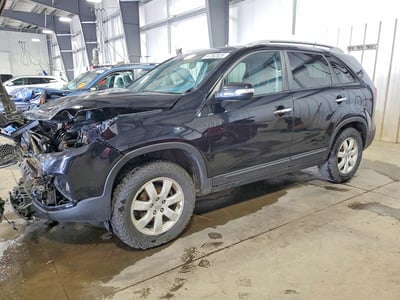 5XYKT3A68DG****** 2013 Kia Sorento