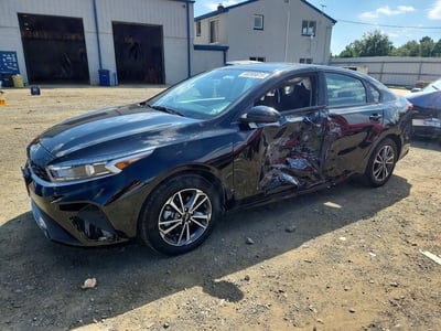 3KPF24AD8PE****** 2023 Kia Forte