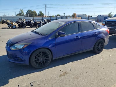 1FAHP3F25CL****** 2012 Ford Focus