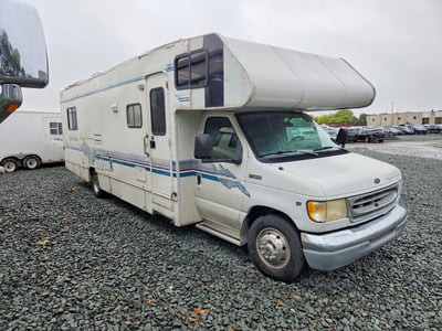 1FDXE40S4WH****** 1998 Ford E-450