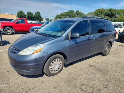 5TDKK4CC4AS****** 2010 Toyota Sienna