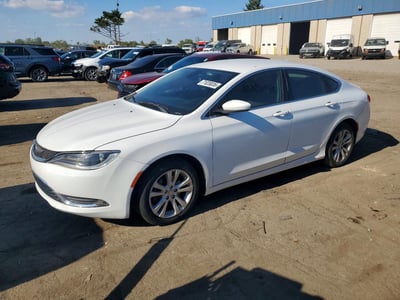 1C3CCCAB6FN****** 2015 Chrysler 200