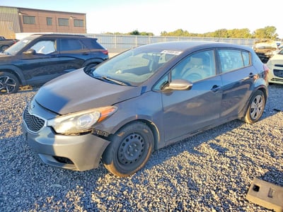 KNAFK5A8XG5****** 2016 Kia Forte5