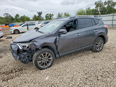 JTMDFREV1JJ****** 2018 Toyota RAV4