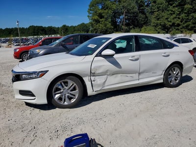 1HGCV1F10JA****** 2018 Honda Accord