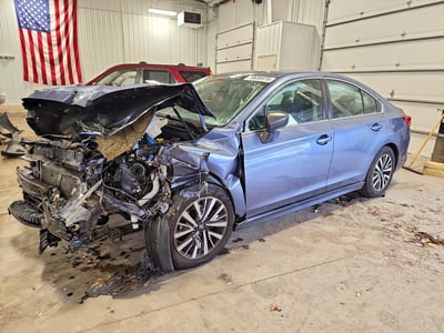 4S3BNAB67J3****** 2018 Subaru Legacy