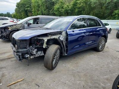 WA1AUCF37N1****** 2022 Audi Q3