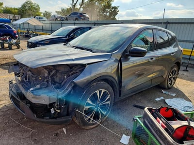 1FMCU0G65NU****** 2022 Ford Escape