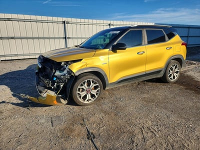 KNDETCA2XM7****** 2021 Kia Seltos