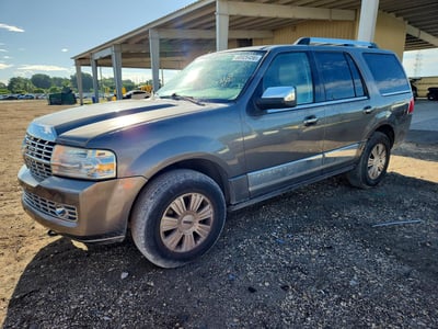 5LMJJ2H58DE****** 2013 Lincoln Navigator