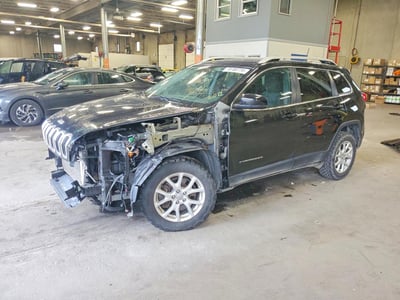 1C4PJMCS2HW****** 2017 Jeep Cherokee