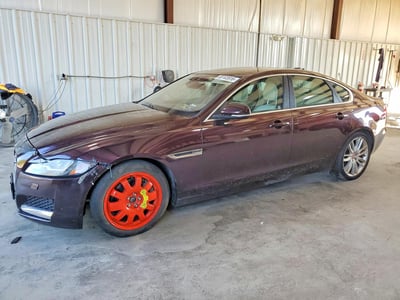SAJBK4BV7HC****** 2017 Jaguar XF