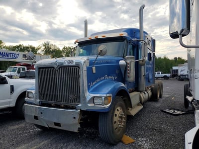 2HSCHASR3YC****** 2000 International 9900i