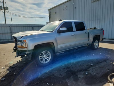 3GCUKREC7JG****** 2018 Chevrolet Silverado 1500
