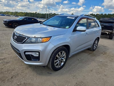 5XYKW4A27DG****** 2013 Kia Sorento