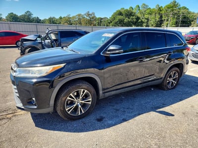 5TDZARFH9KS****** 2019 Toyota Highlander