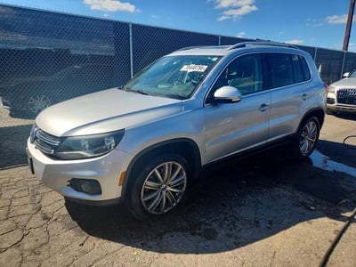 WVGAV7AX0FW****** 2015 Volkswagen Tiguan