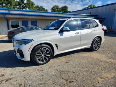 5UXJU2C53KL****** 2019 BMW X5