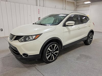 JN1BJ1CP3HW****** 2017 Nissan Rogue Sport