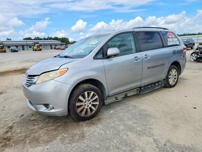 2011 Toyota Sienna