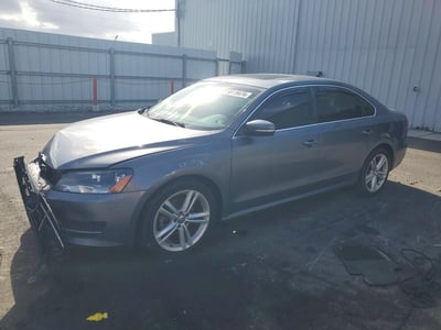 1VWBV7A32FC****** 2015 Volkswagen Passat