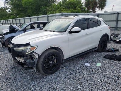 ZASPAKBN8K7****** 2019 Alfa Romeo Stelvio