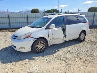 2010 Toyota Sienna