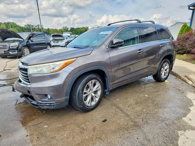 5TDJKRFH1FS****** 2015 Toyota Highlander