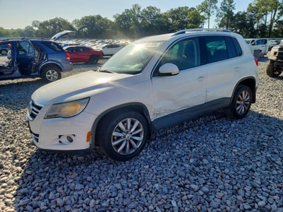 WVGAV7AXXBW****** 2011 Volkswagen Tiguan