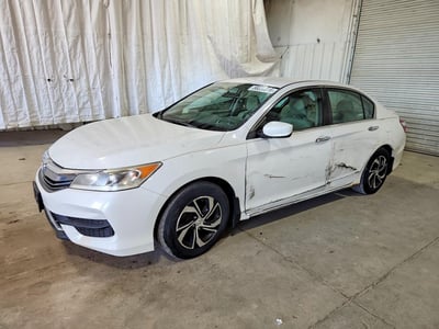 1HGCR2F3XGA****** 2016 Honda Accord
