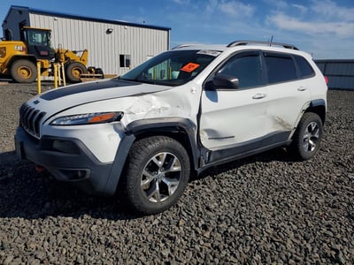 1C4PJMBS0GW****** 2016 Jeep Cherokee