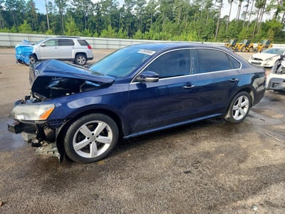 1VWBH7A31DC****** 2013 Volkswagen Passat