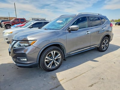 5N1AT2MV3HC****** 2017 Nissan Rogue
