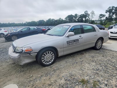 1LNHM81W85Y****** 2005 Lincoln Town Car