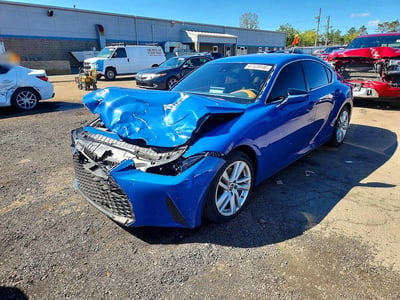 JTHC81F25M5****** 2021 Lexus IS 300