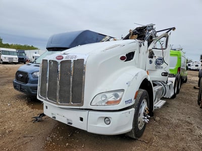 1XPBDP9X1GD****** 2016 Peterbilt 579