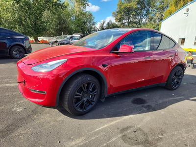 5YJYGAED0MF****** 2021 Tesla Model Y