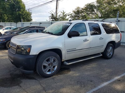 1GNUKKE31AR****** 2010 Chevrolet Suburban