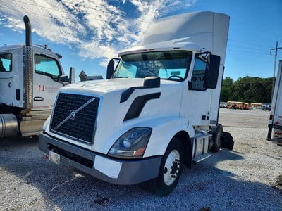 4V4N39TG5HN****** 2017 Volvo VNL