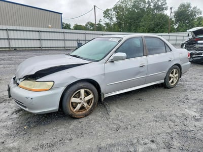 1HGCG16592A****** 2002 Honda Accord