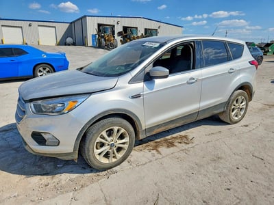 1FMCU0GD4KU****** 2019 Ford Escape