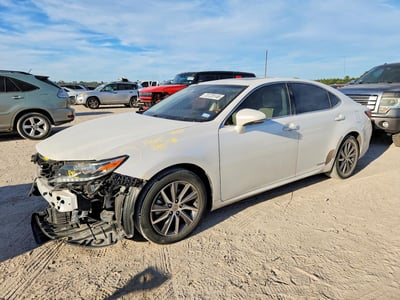 JTHBW1GGXG2****** 2016 Lexus ES
