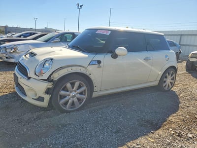 WMWMF73509T****** 2009 MINI Cooper