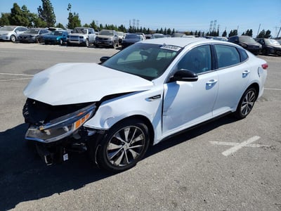 5XXGW4L29HG****** 2017 Kia Optima