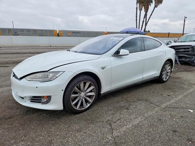 5YJSA1H15EF****** 2014 Tesla Model S
