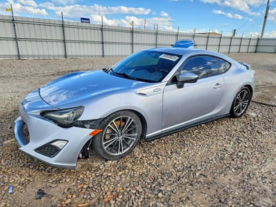 JF1ZNAA18F9****** 2015 Scion FR-S