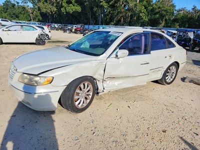 KMHFC46F06A****** 2006 Hyundai Azera