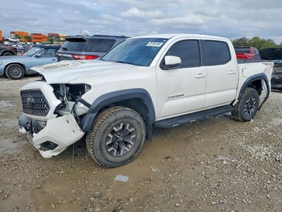 3TMCZ5AN0JM****** 2018 Toyota Tacoma