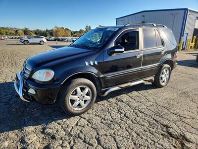 4JGAB57E84A****** 2004 Mercedes-Benz M-Class