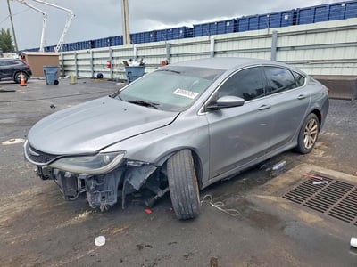 1C3CCCAB5GN****** 2016 Chrysler 200